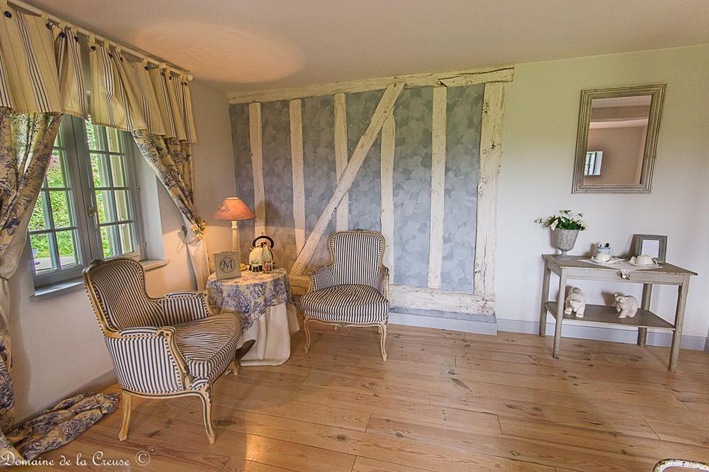 Bed and Breakfast Domaine De La Creuse Moussey  Экстерьер фото